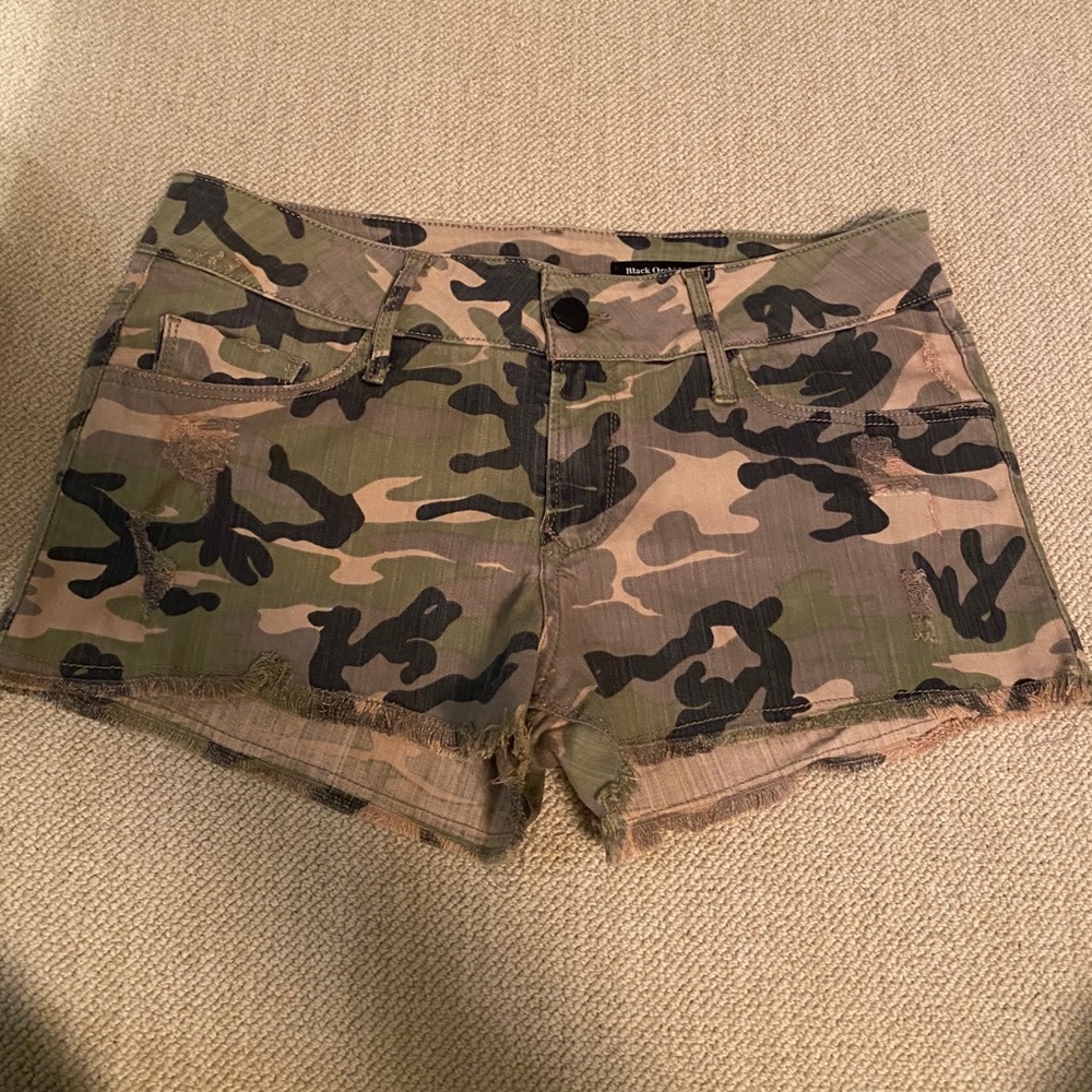 Black Orchid Camo Shorts